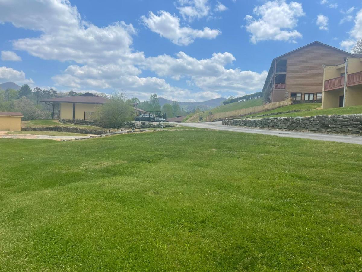 Budgetel Inn & Suites Dillard Exteriér fotografie