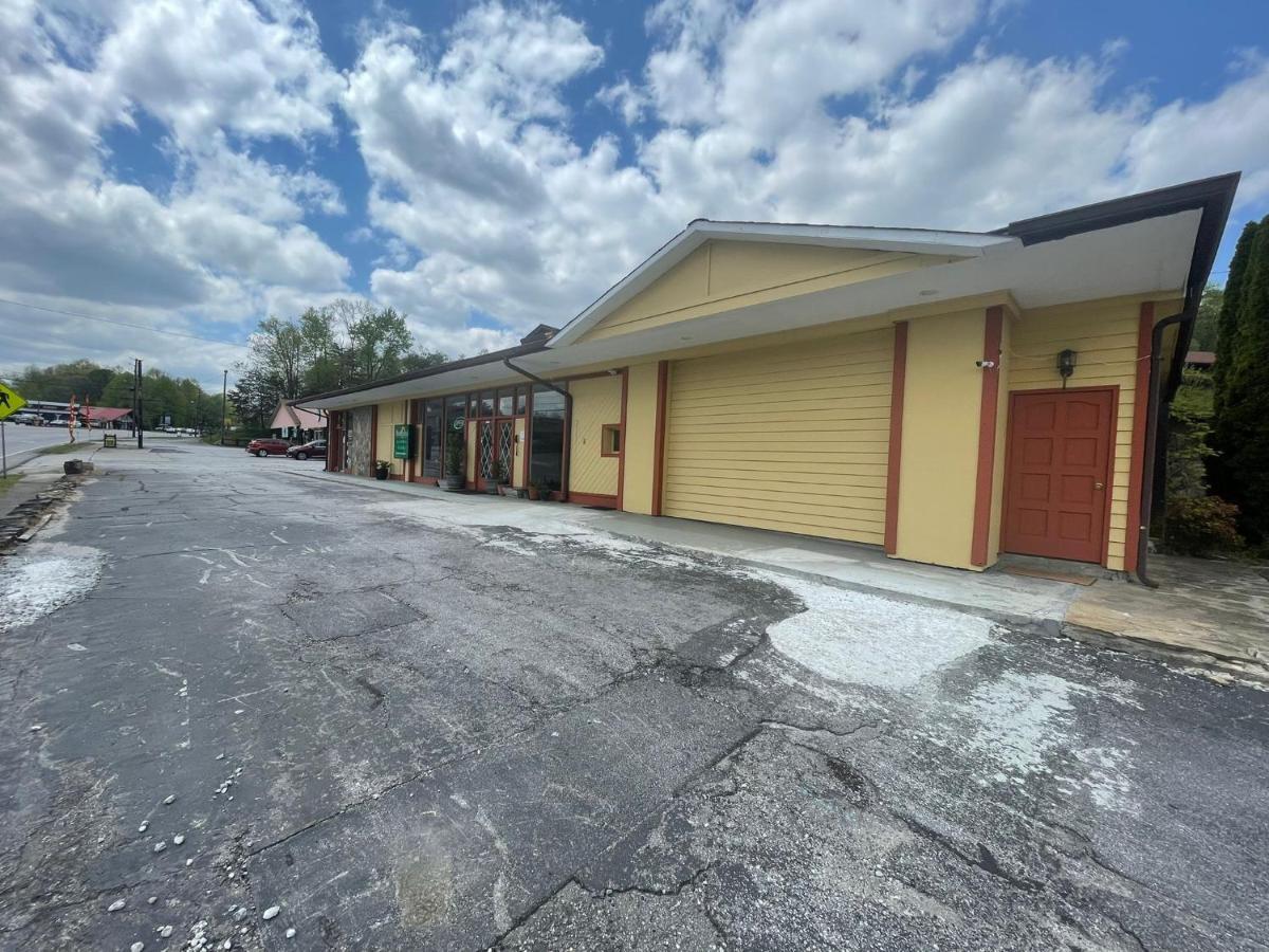 Budgetel Inn & Suites Dillard Exteriér fotografie
