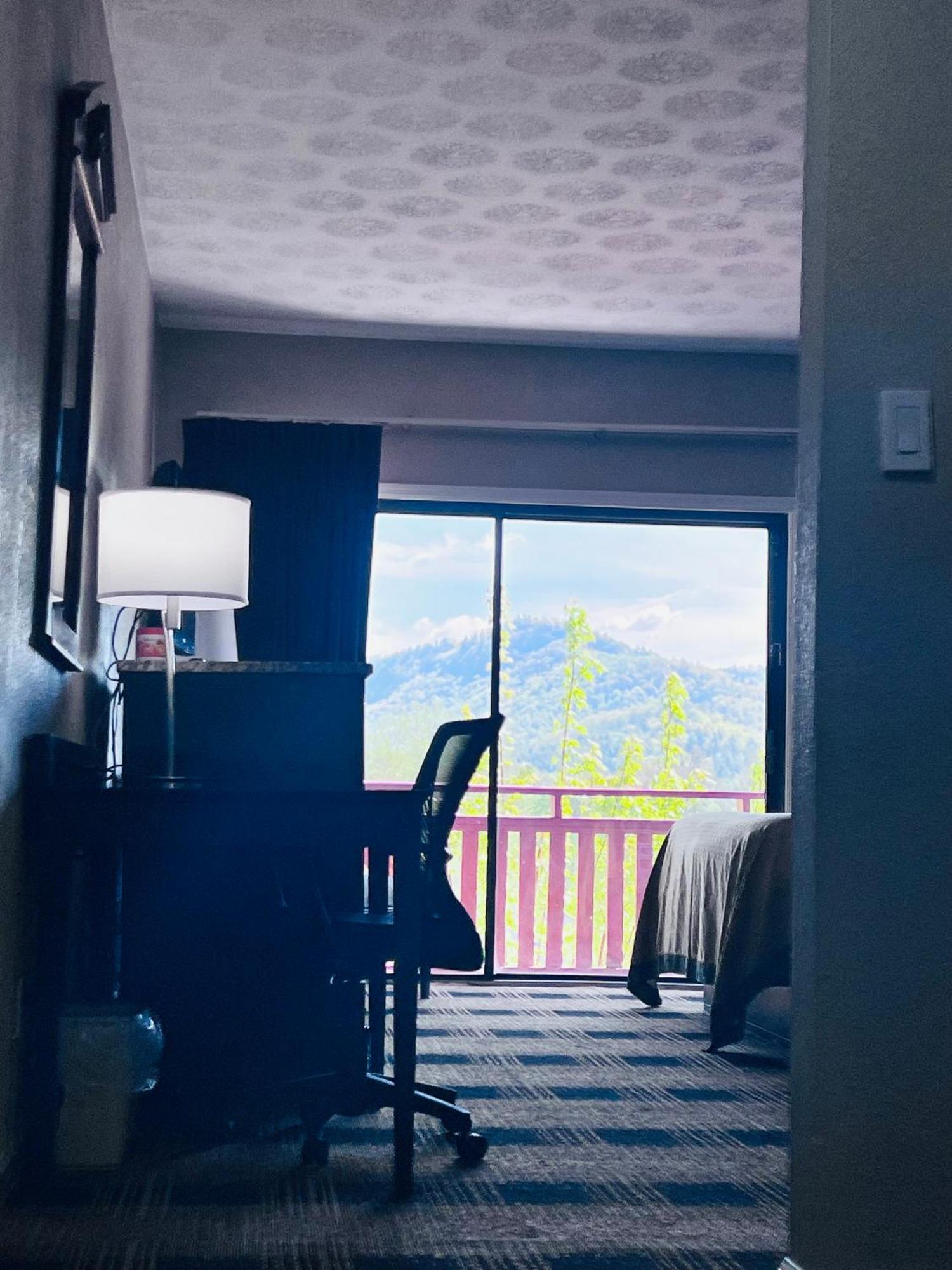 Budgetel Inn & Suites Dillard Exteriér fotografie